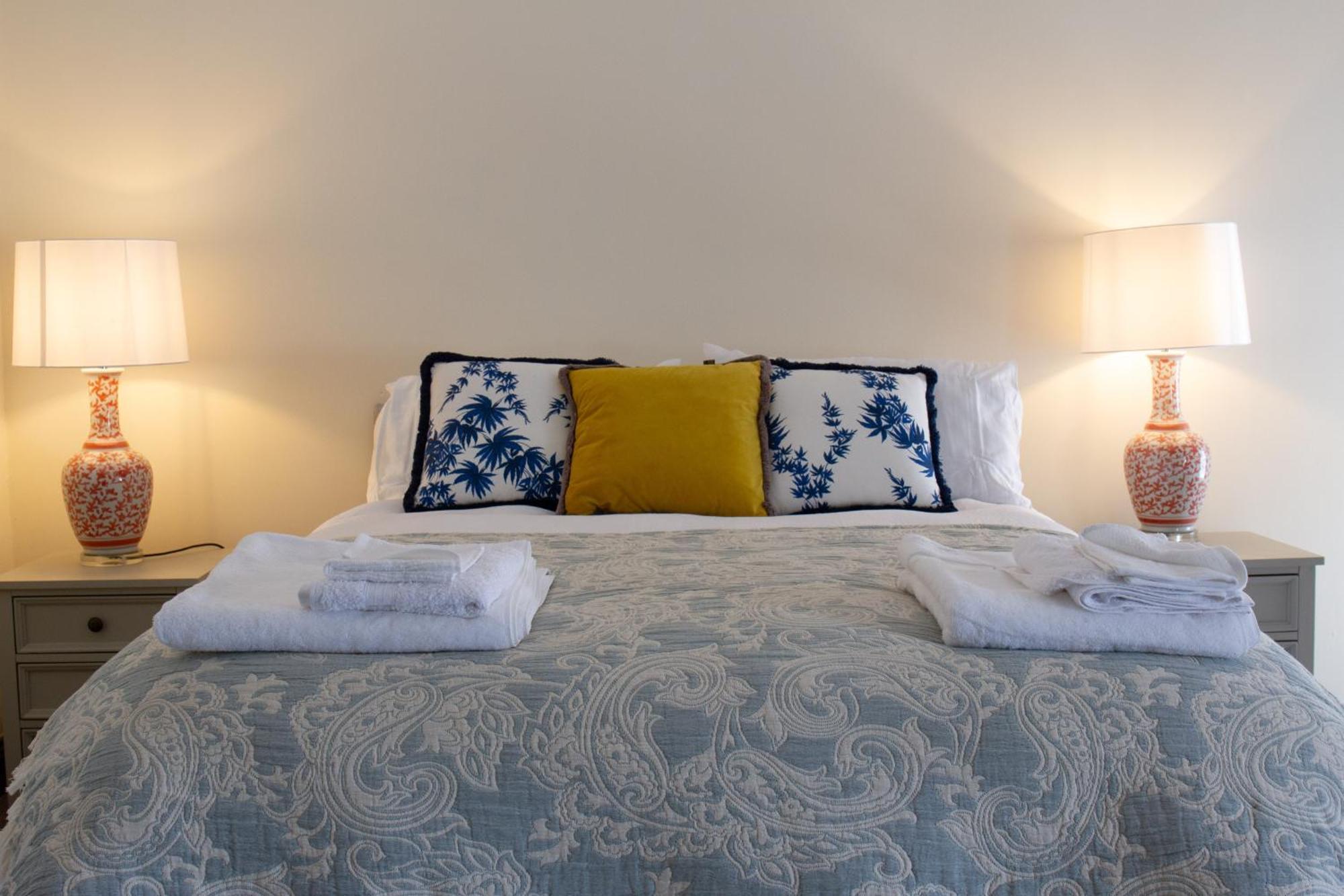 Hill House Lodge Sleeps 6 Overlooking The Rock Of Cashel Cashel  Kültér fotó