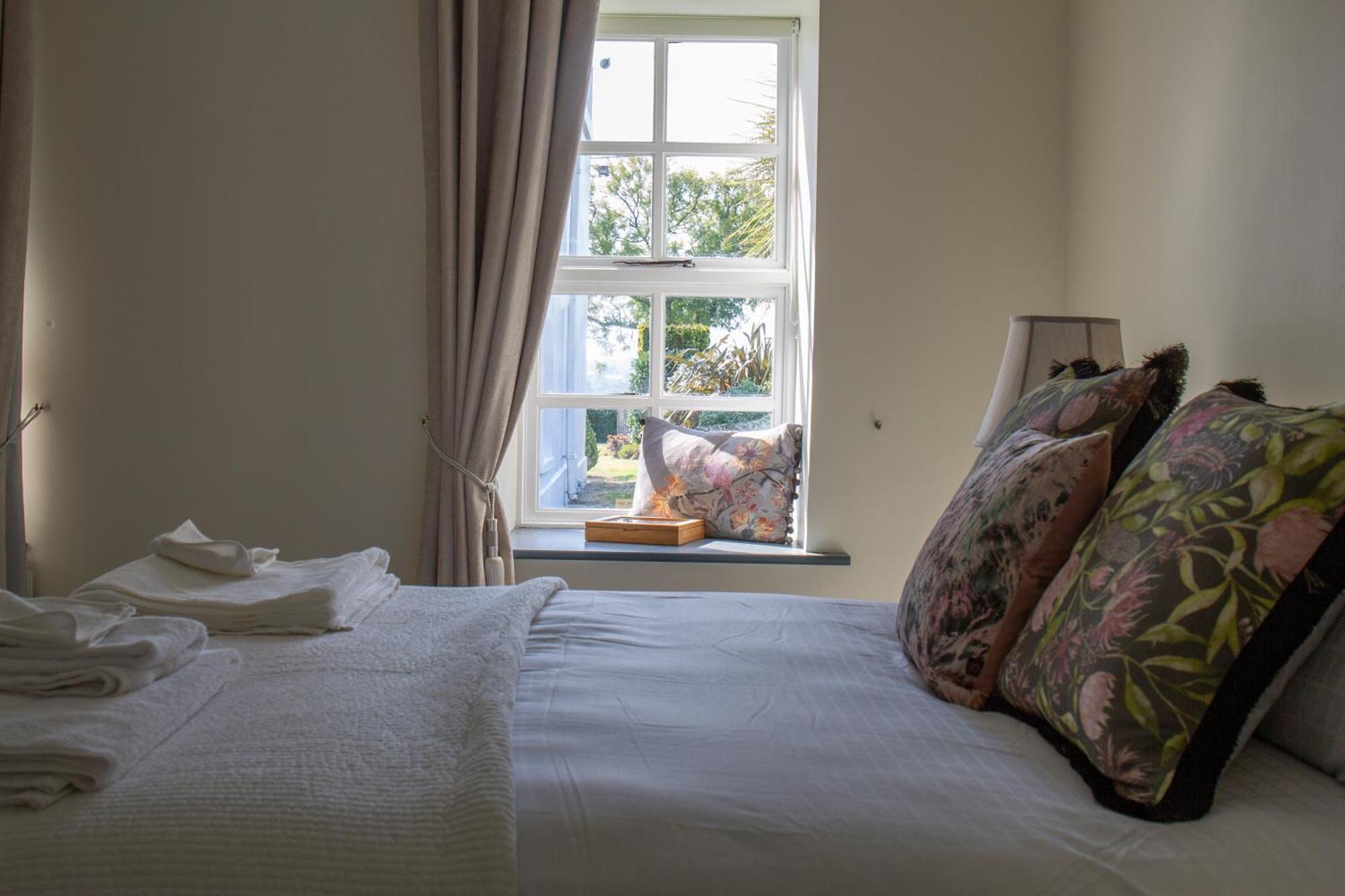 Hill House Lodge Sleeps 6 Overlooking The Rock Of Cashel Cashel  Kültér fotó