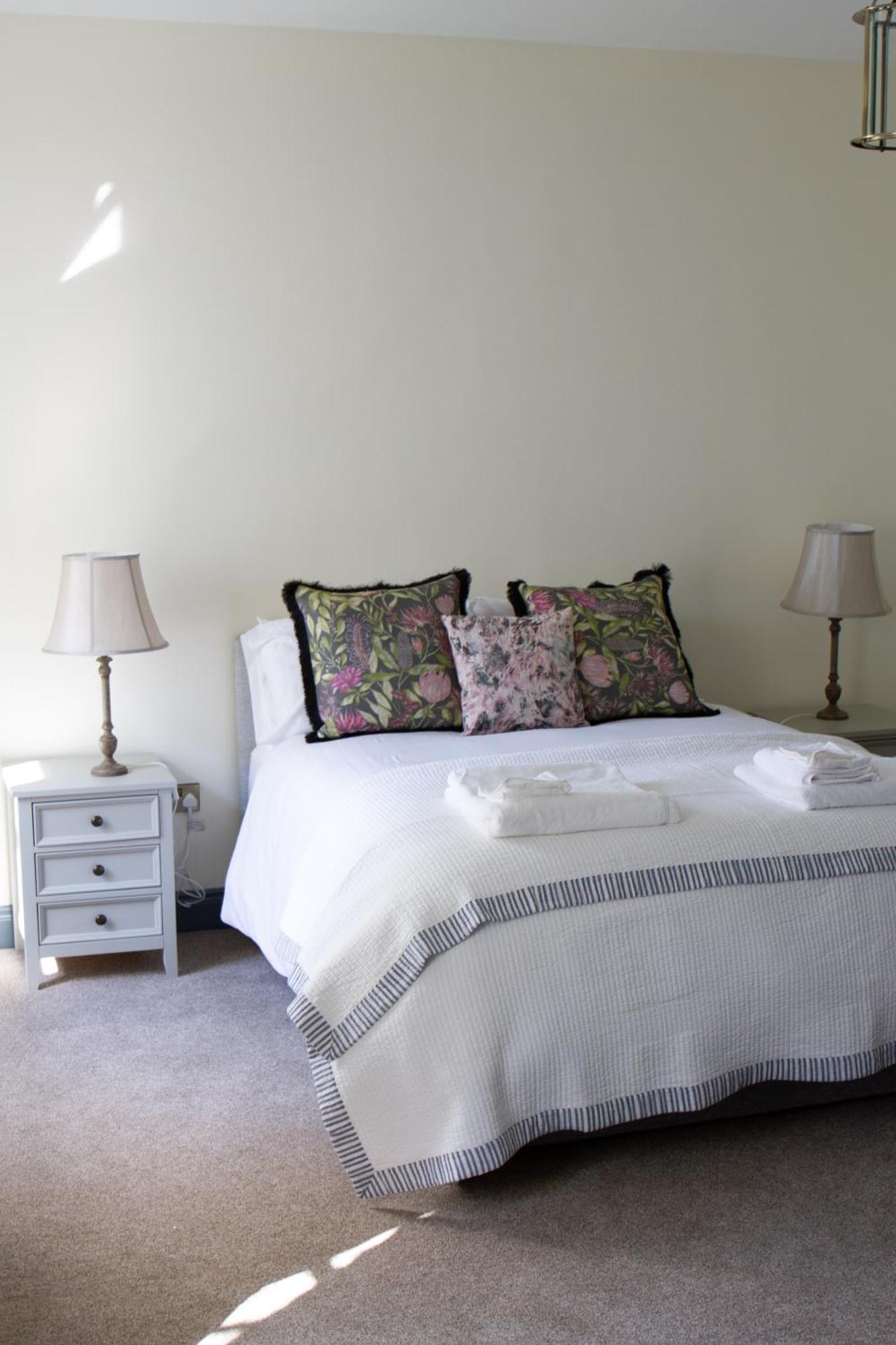 Hill House Lodge Sleeps 6 Overlooking The Rock Of Cashel Cashel  Kültér fotó